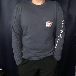 This navy blue long sleeve Vineyard vine tee.